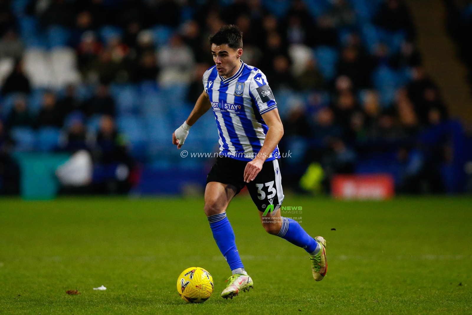Reece James #33 of Sheffield Wednesday during the Emirates FA Cup Third Round match Sheffield Wednesday vs Newcastle United at Hillsborough, Sheffield, United Kingdom, 7th January 2023

(Photo by Ben Early/News Images)