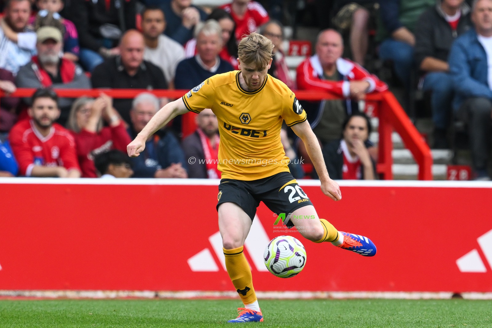 Tommy Doyle of Wolverhampton Wanderers in action during the Premier League match Nottingham Forest vs Wolverhampton Wanderers at City Ground, Nottingham, United Kingdom, 31st August 2024

(Photo by Craig Thomas/News Images)
