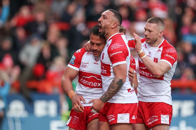 Sauaso Sue of Hull KR celebrates his try to make it 4-0 with team mates during the Betfred Super League Round 9 match Hull KR vs Wigan Warriors at Sewell Group Craven Park, Kingston upon Hull, United Kingdom, 26th April 2024

(Photo by Mark Cosgrove/News Images)
