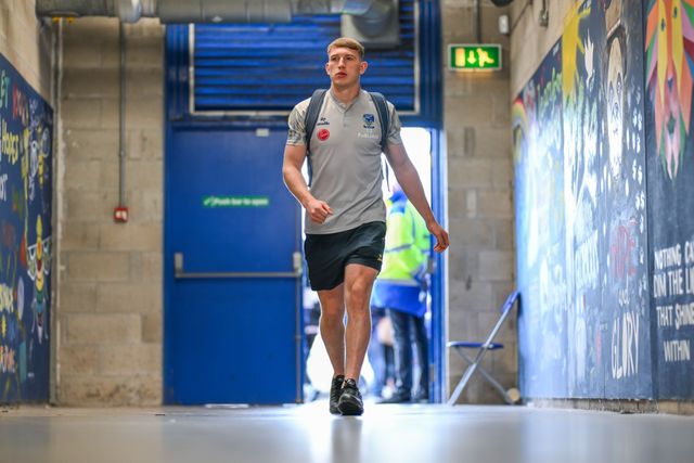 Matty Nicholson of Warrington Wolves arrives ahead of the Betfred Super League play-off Eliminator 2 Warrington Wolves v St Helens at Halliwell Jones Stadium, Warrington, United Kingdom, 28th September 2024

(Photo by Craig Thomas/News Images)