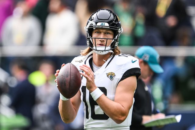 Trevor Lawrence of the Jacksonville Jaguars during the pre game warm up during the Week 6 match Chicago Bears vs Jacksonville Jaguars at Tottenham Hotspur Stadium, London, United Kingdom, 13th October 2024

(Photo by Craig Thomas/News Images)