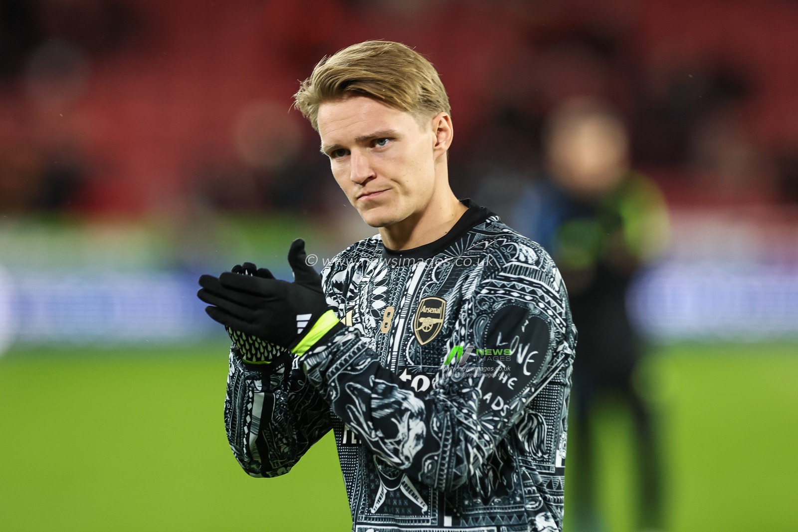 Martin Ã˜degaard of Arsenal during the pre-game warmup ahead of the Premier League match Sheffield United vs Arsenal at Bramall Lane, Sheffield, United Kingdom, 4th March 2024

(Photo by Mark Cosgrove/News Images)