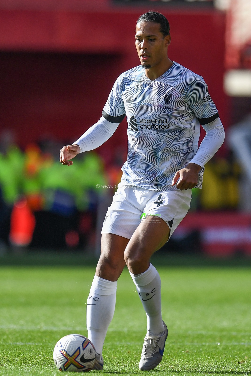 Virgil van Dijk #4 of Liverpool during the Premier League match Nottingham Forest vs Liverpool at City Ground, Nottingham, United Kingdom, 22nd October 2022

(Photo by Mike Jones/News Images)