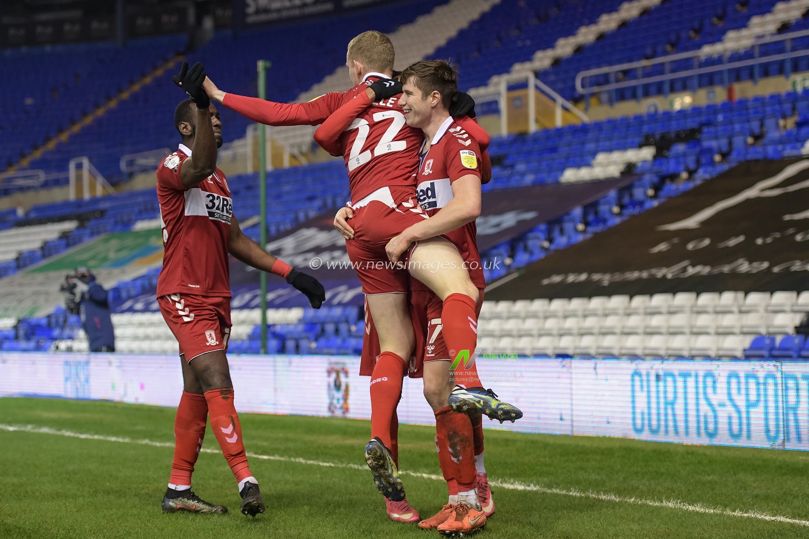 Middlesbrough players celebrate George Saville's late strike to make it 1-2 to Middlesbrough
