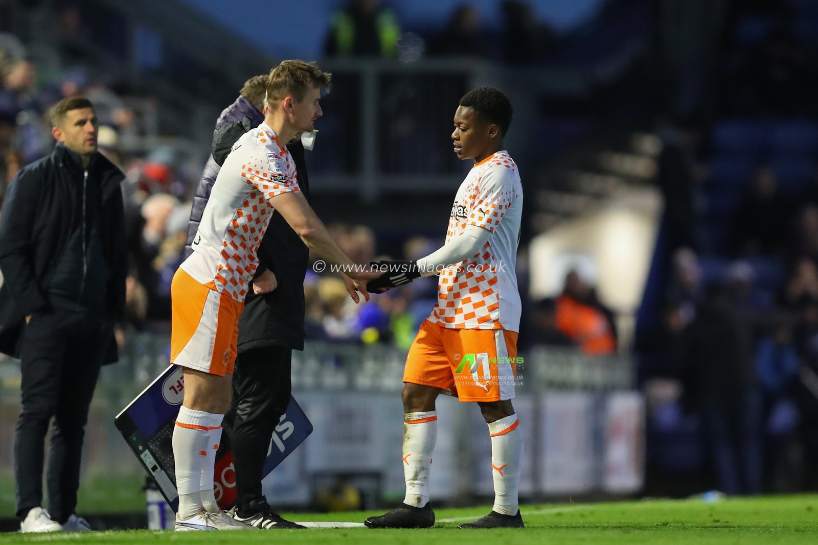 Karamoko DembÃ©lÃ© #11 of Blackpool is replaced by Callum Connolly #2 of Blackpool during the Sky Bet League 1 match Portsmouth vs Blackpool at Fratton Park, Portsmouth, United Kingdom, 25th November 2023

(Photo by Gareth Evans/News Images)