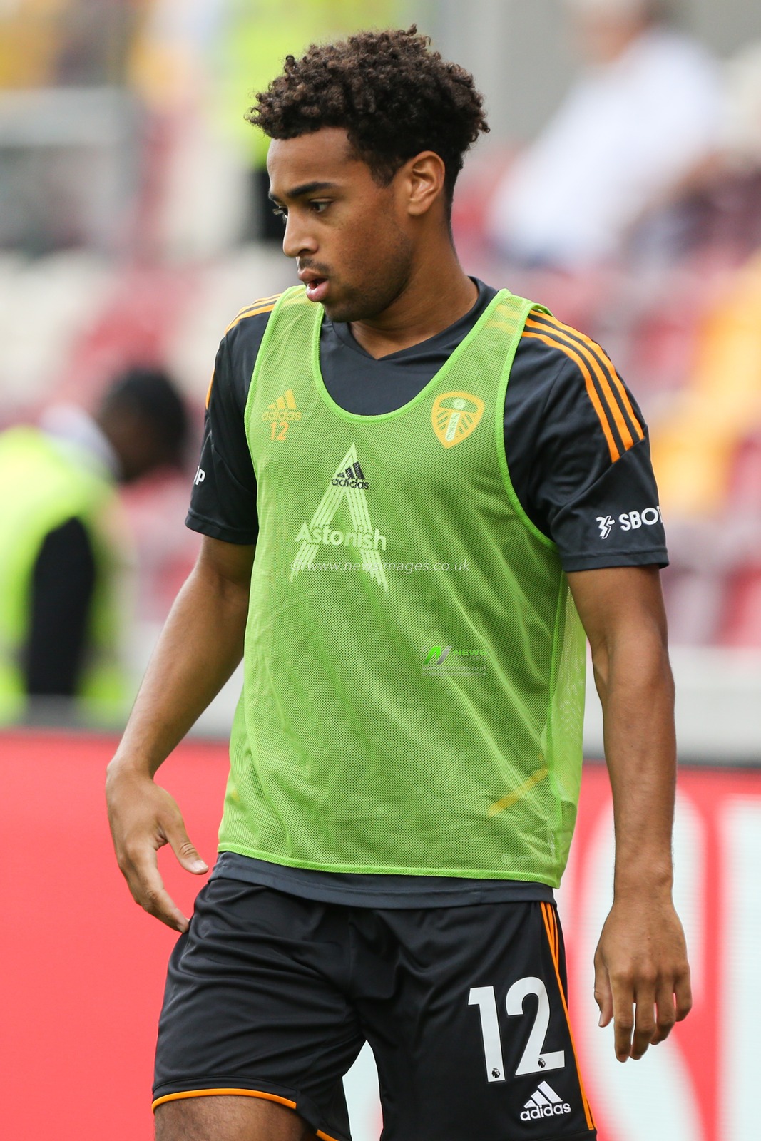 Tyler Adams #12 of Leeds United warms up during the Premier League match Brentford vs Leeds United at Brentford Community Stadium, London, United Kingdom, 3rd September 2022

(Photo by Arron Gent/News Images)
