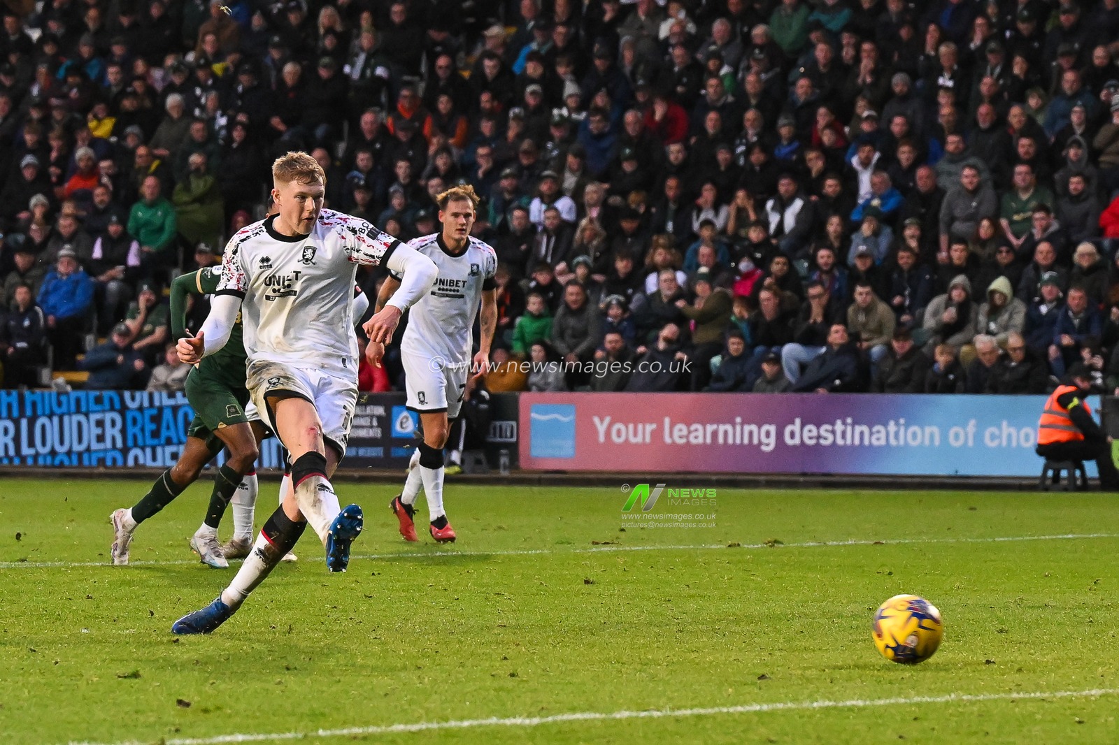Josh Coburn #19 of Middlesbrough has his penalty saved by Michael Cooper #1 of Plymouth Argyle but scores on the round during the Sky Bet Championship match Plymouth Argyle vs Middlesbrough at Home Park, Plymouth, United Kingdom, 4th November 2023

(Photo by Craig Thomas/News Images)