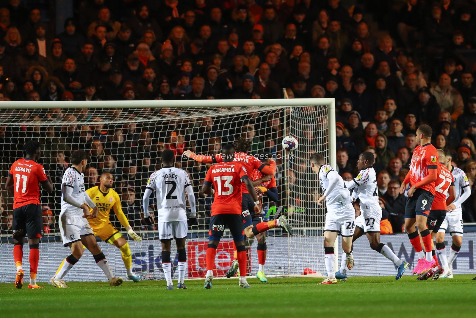 Tom Lockyer #4 of Luton Town scores a goal to make it 1-1 during the Sky Bet Championship match Luton Town vs Middlesbrough at Kenilworth Road, Luton, United Kingdom, 24th April 2023

(Photo by Gareth Evans/News Images)