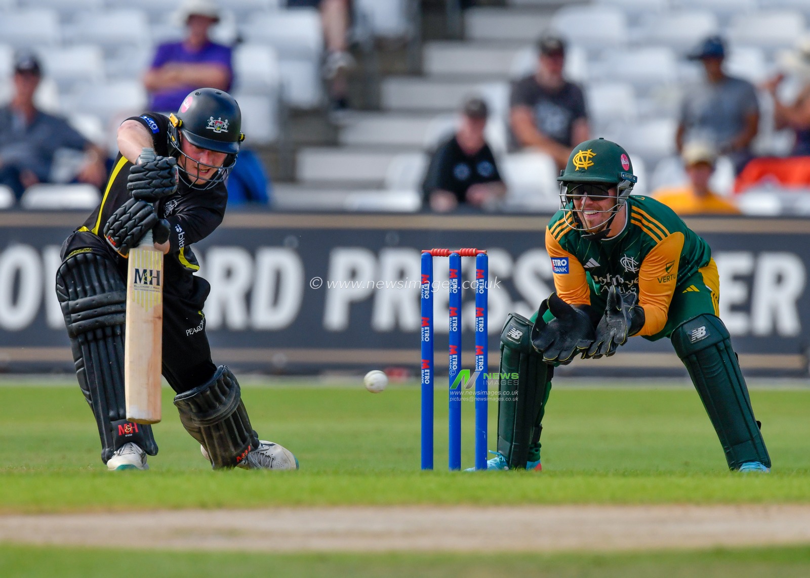 Miles HAMMOND of Gloucestershire CCC hits the ball to score his Century during the Royal London One-day Cup Group B match Nottinghamshire vs Gloucestershire at Trent Bridge, Nottingham, United Kingdom, 9th August 2024

(Photo by Mark Dunn/News Images)