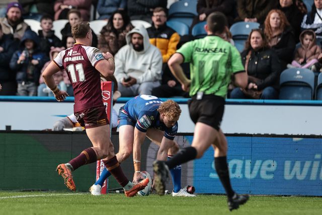 Lachlan Walmsley of Wakefield Trinity goes over for a try during the Betfred Super League Round 2 match Huddersfield Giants vs Wakefield Trinity at Accu Stadium, Huddersfield, United Kingdom on 22 February 2026

(Photo by Mark Cosgrove/News Images)