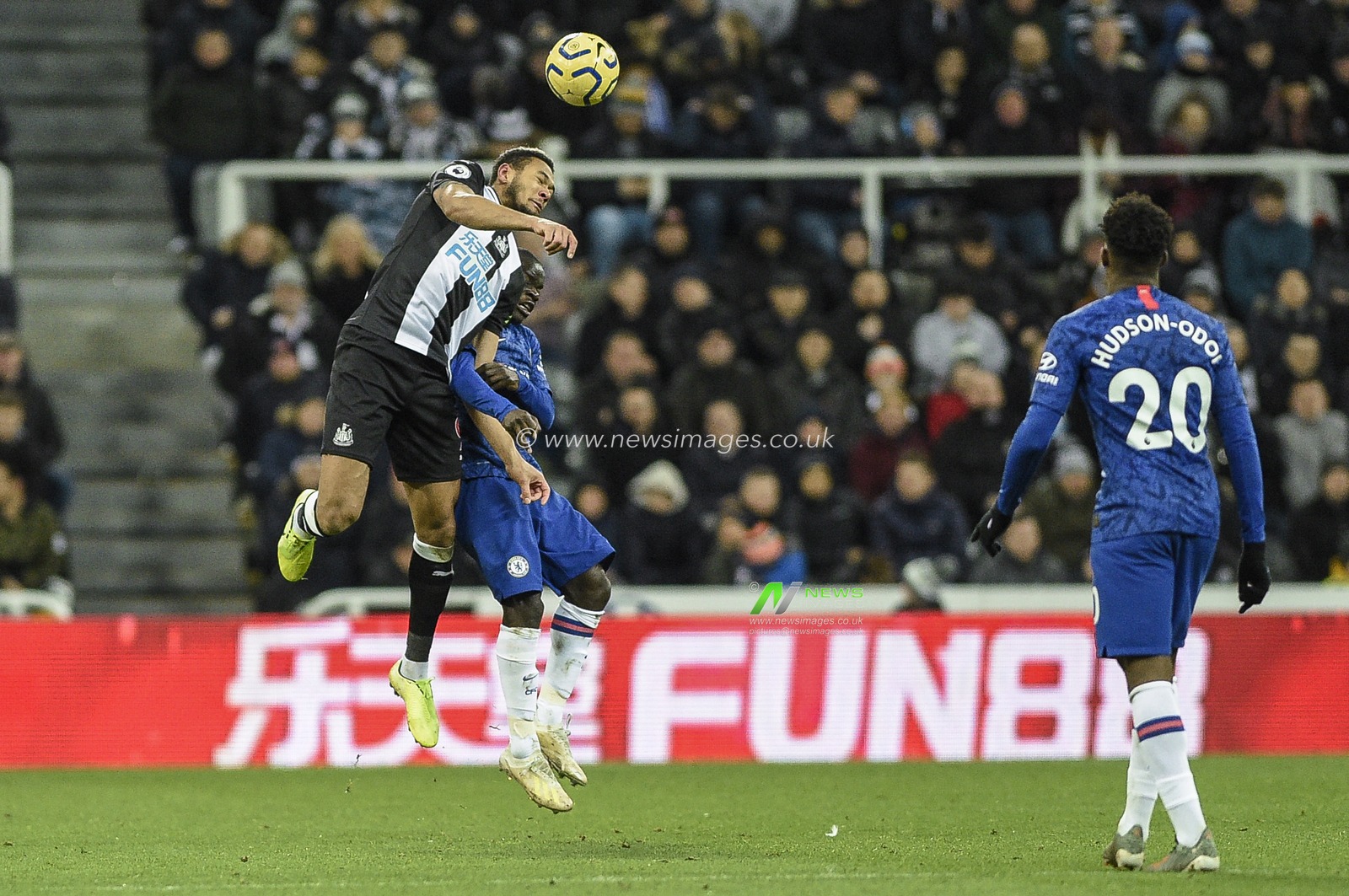 18th January 2020, St. James's Park, Newcastle, England; Premier League, Newcastle United v Chelsea : Joelinton (9) of Newcastle United in an aerial challenge with N'Golo Kante (7) of Chelsea 

Credit: Iam Burn/News Images