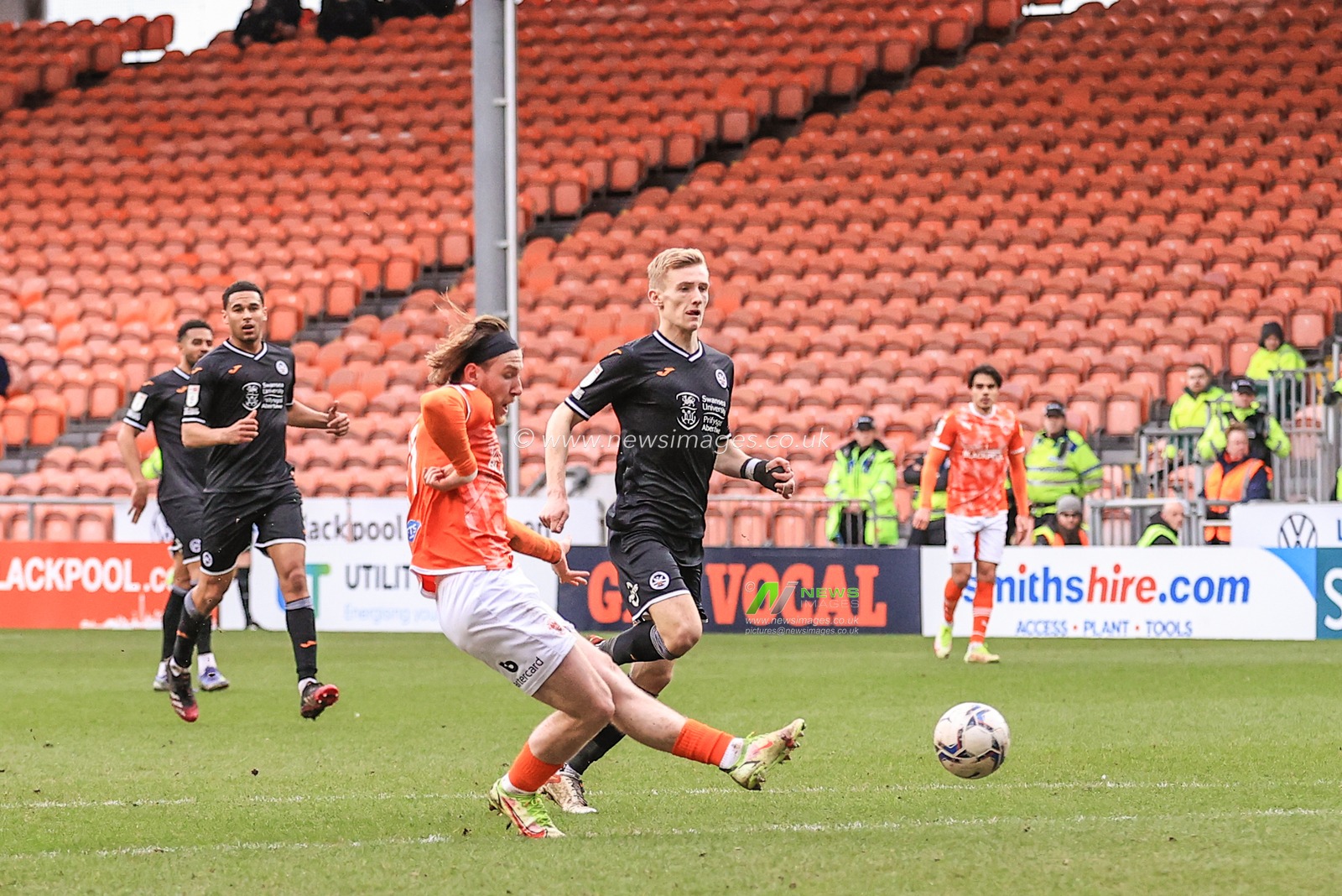 Josh Bowler #11 of Blackpool shoots on goal, missed chance