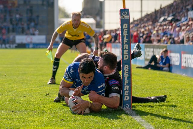 Betfred Super League Round 11 Warrington Wolves vs Salford Red Devils