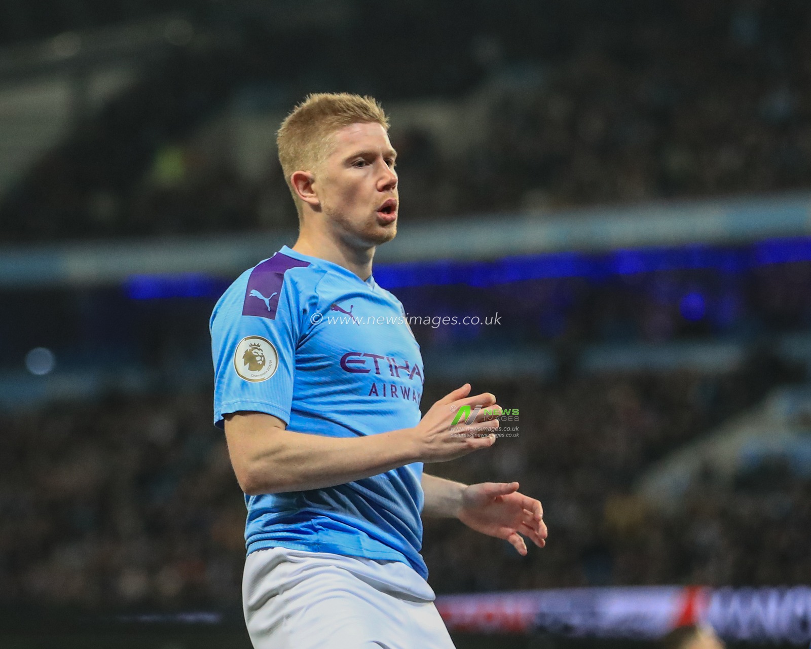 23rd November 2019, Etihad Stadium, Manchester, England; Premier League, Manchester City v Chelsea : Kevin De Bruyne (17) of Manchester City looks dejected as his shots is saved 

Credit: Mark Cosgrove/News Images