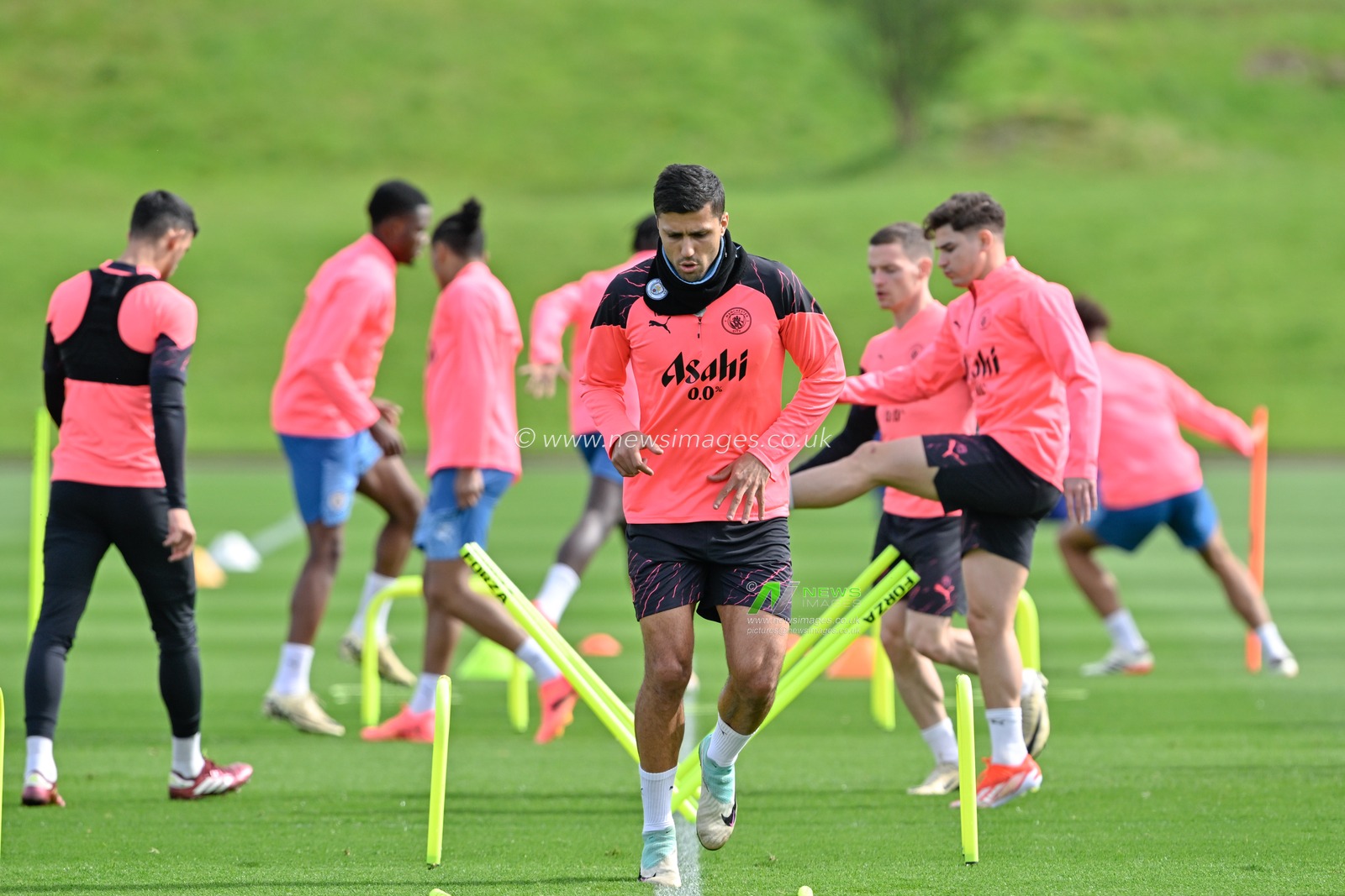 Rodri of Manchester City, during the Manchester City champions League training session ahead of the Real Madrid game at Etihad Stadium, Manchester, United Kingdom, 8th April 2024

(Photo by Cody Froggatt/News Images)