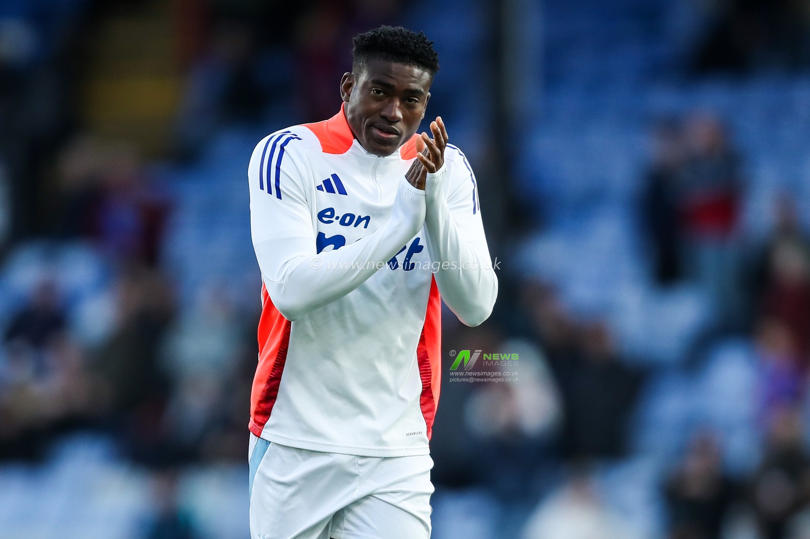 Taiwo Awoniyi of Nottingham Forest during the pre-game warm up ahead of the Premier League match Crystal Palace vs Nottingham Forest at Selhurst Park, London, United Kingdom, 5th May 2025

(Photo by Izzy Poles/News Images)