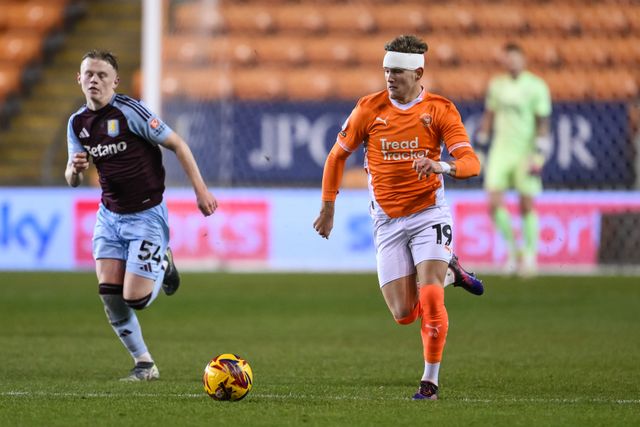 Dom Ballard of Blackpool makes a break with the ball during the Vertu Trophy match Blackpool vs Aston Villa U21 at Bloomfield Road, Blackpool, United Kingdom, 17th December 2024

(Photo by Craig Thomas/News Images)