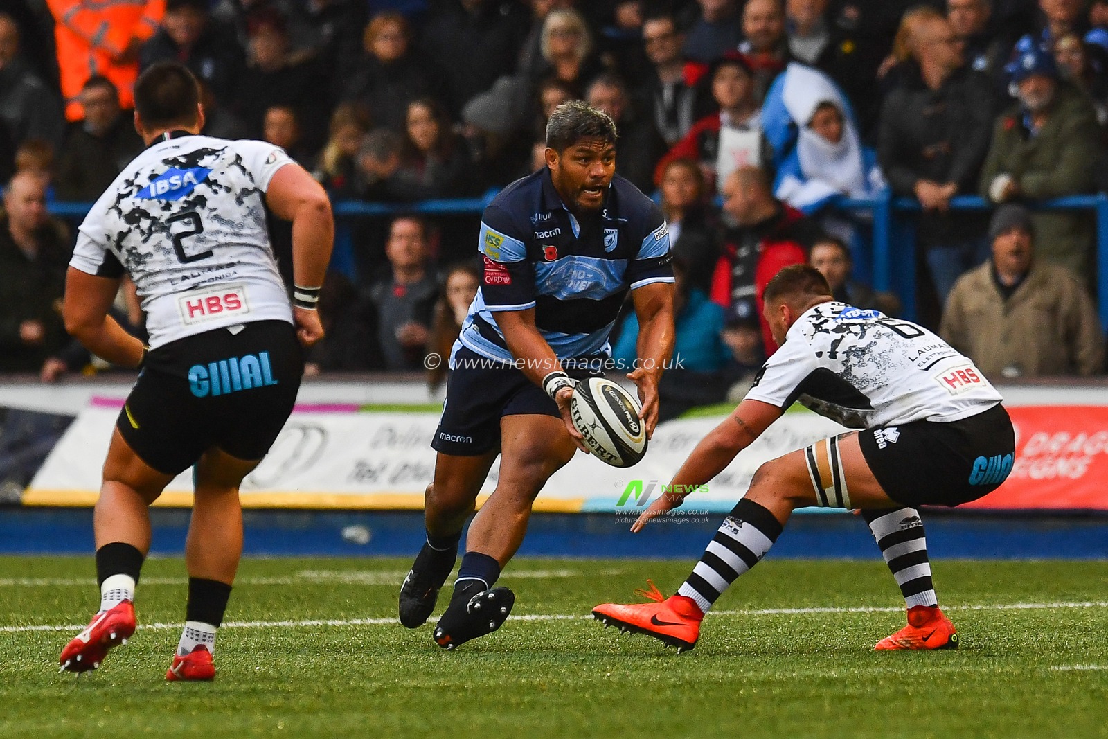 4th November , Cardiff Arms Park , Cardiff, Wales ; Guinness pro 14's Cardiff Blues v Zebre ; Nick Williams of Cardiff Blues in action


Credit:  Craig Thomas/News Images