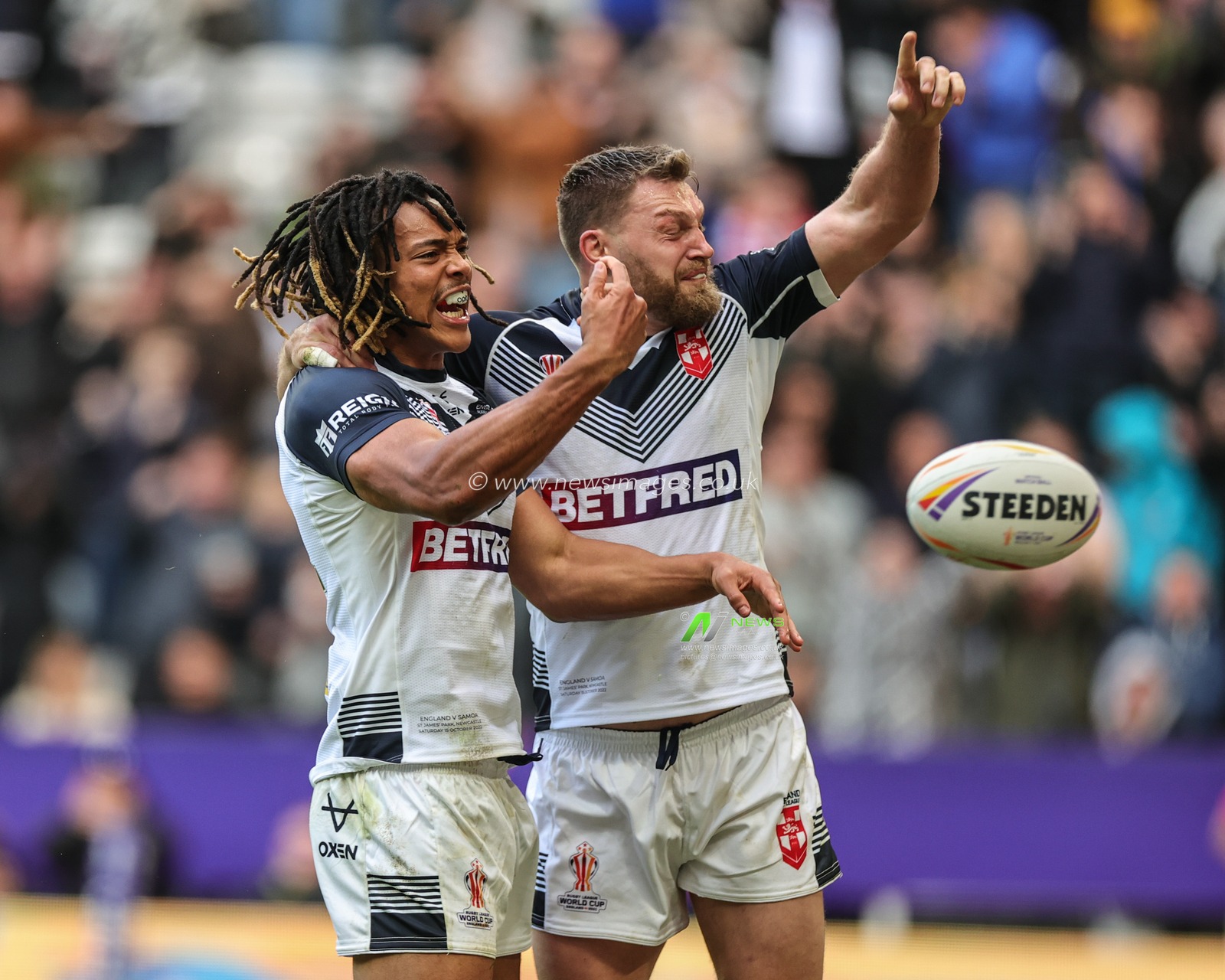 Dom Young of England celebrates his try during the Rugby League World Cup 2021 match England vs Samoa at St. James's Park, Newcastle, United Kingdom, 15th October 2022

(Photo by Mark Cosgrove/News Images)