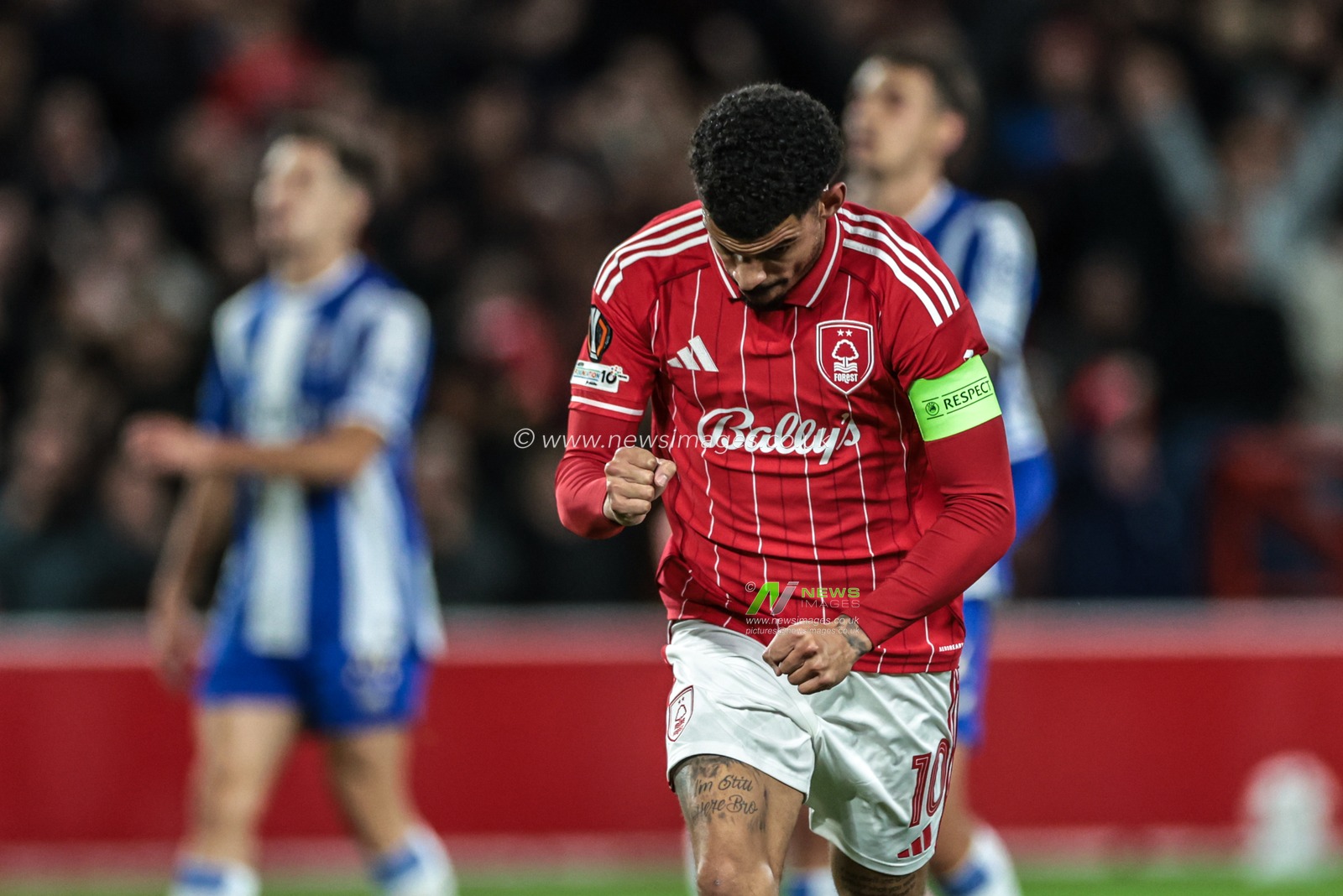 Morgan Gibbs-White of Nottingham Forest scores a penalty to make it 1-0 during the UEFA Europa League Matchday 3 of 8 Nottingham Forest vs Porto at City Ground, Nottingham, United Kingdom, 23rd October 2025

(Photo by Mark Cosgrove/News Images)