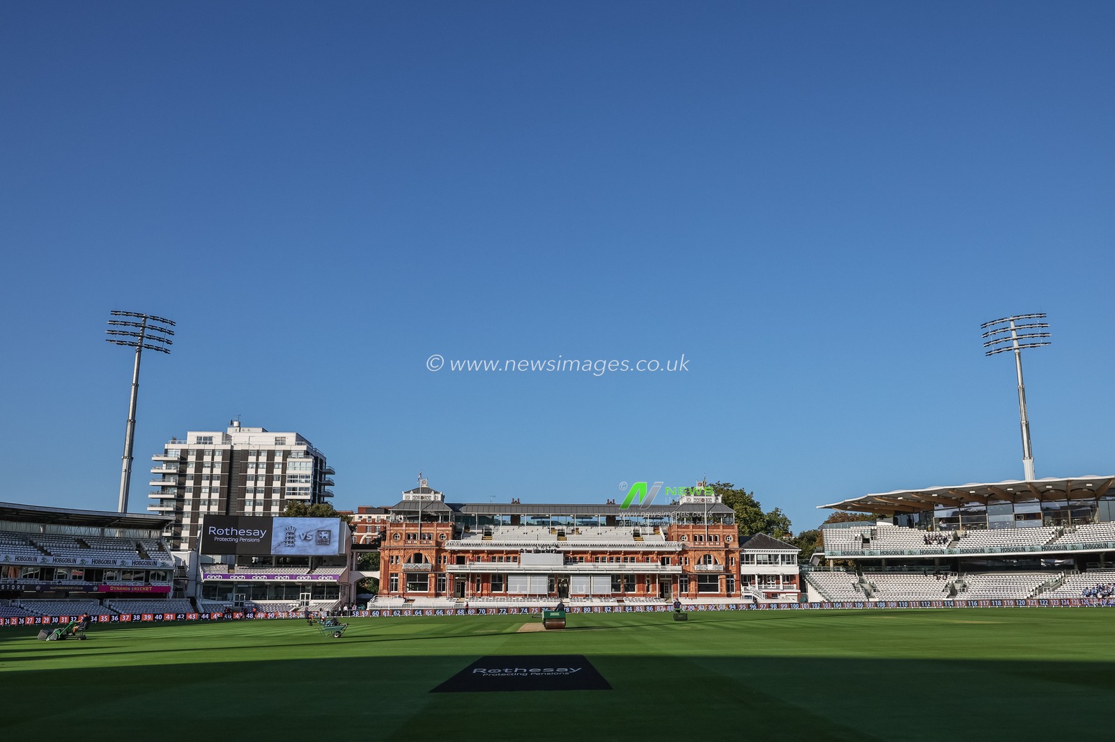 The Lord's Pavilion and clear blue skies for day one of the test during the England v Sri Lanka 2nd Rothesay Test Match Day 1 at Lords, London, United Kingdom, 29th August 2024

(Photo by Mark Cosgrove/News Images)