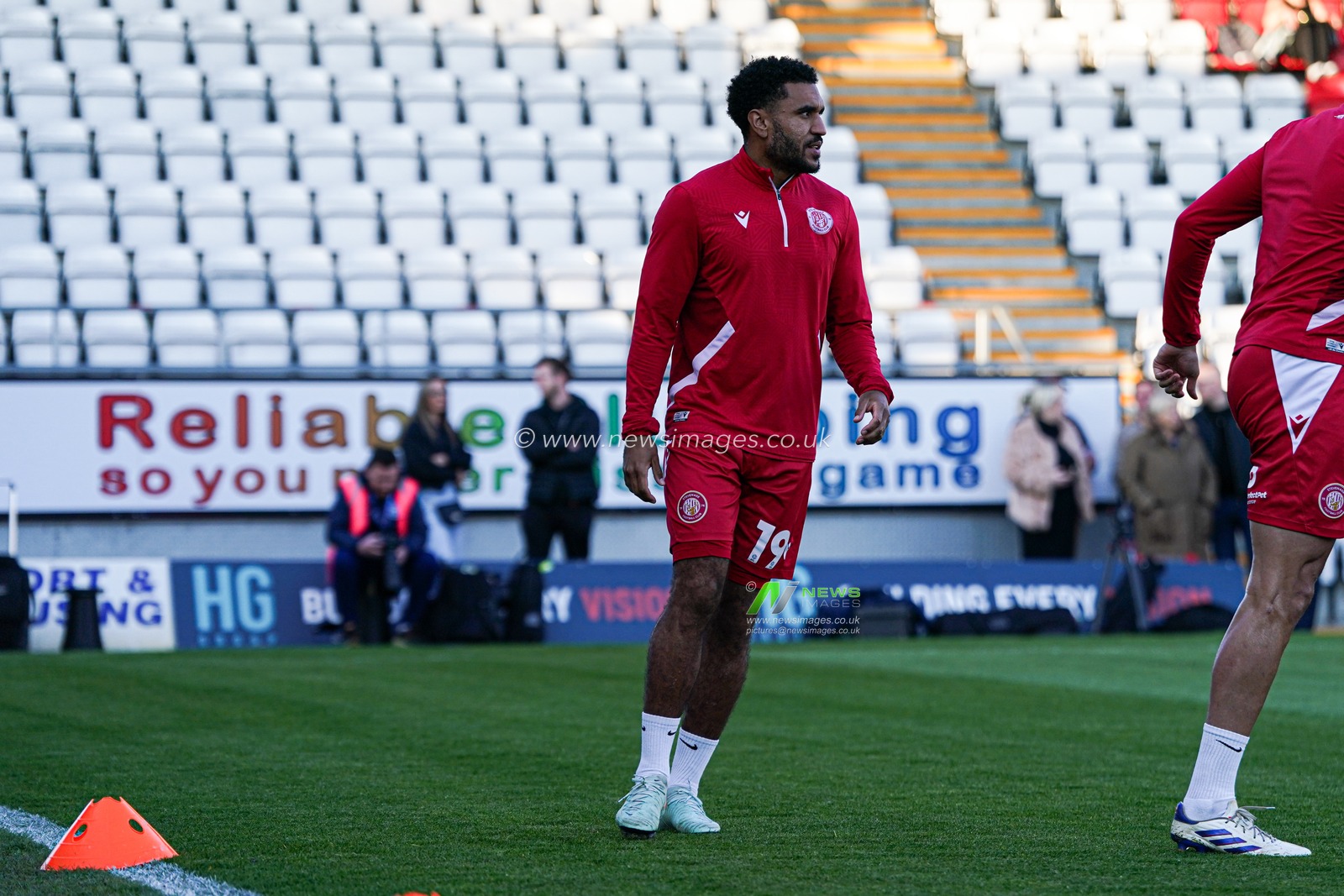 Jamie Reid of Stevenage ahead of the Sky Bet League 1 match Stevenage vs Birmingham City at Lamex Stadium, Stevenage, United Kingdom, 24th April 2025

(Photo by Harvey Murphy/News Images)