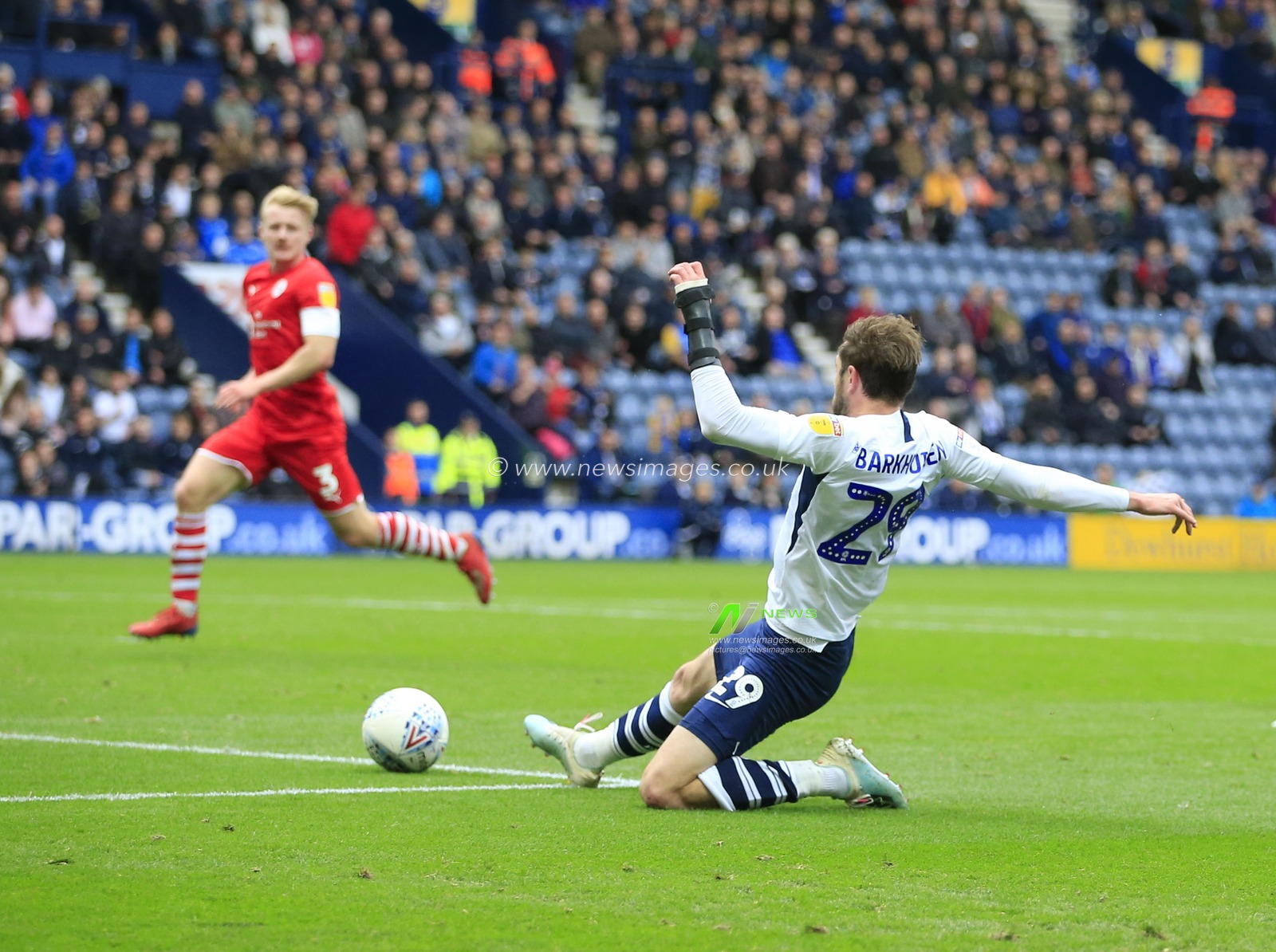 5th October 2019, Deepdale, Preston, England; Sky Bet Championship, Preston North End v Barnsley : Thomas Barkhuizen (29) of Preston North End hits the ball for Ben Pearson to tap in for Prestons fourth goal in the 63rd minute

Credit: Conor Molloy/News Images