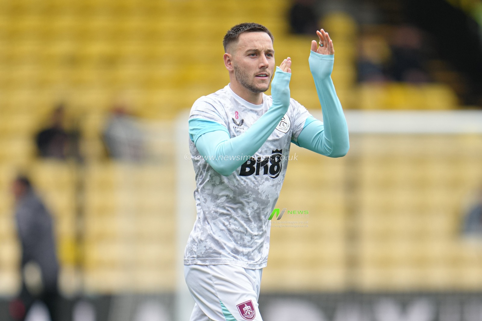 Josh Brownhill of Burnley ahead of the Sky Bet Championship match Watford vs Burnley at Vicarage Road, Watford, United Kingdom, 18th April 2025

(Photo by Harvey Murphy/News Images)