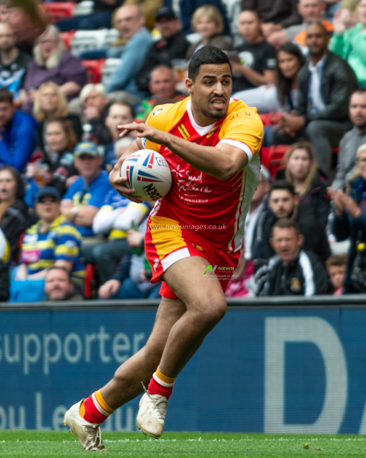 25th May 2019 , Anfield Stadium, Liverpool, England; Dacia Magic Weekend, Betfred Super League Round 16, Wakefield Trinity vs Catalans Dragons ; Fouad Yaha of Catalans Dragons 

Credit: Richard Long/News Images
