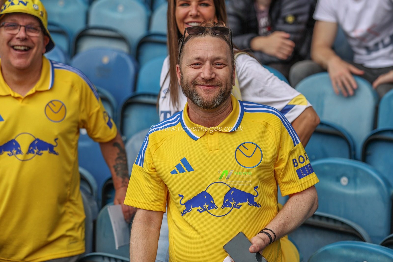 Leeds fans before the game during the Sky Bet Championship match Leeds United vs Portsmouth at Elland Road, Leeds, United Kingdom, 10th August 2024

(Photo by Mark Cosgrove/News Images)