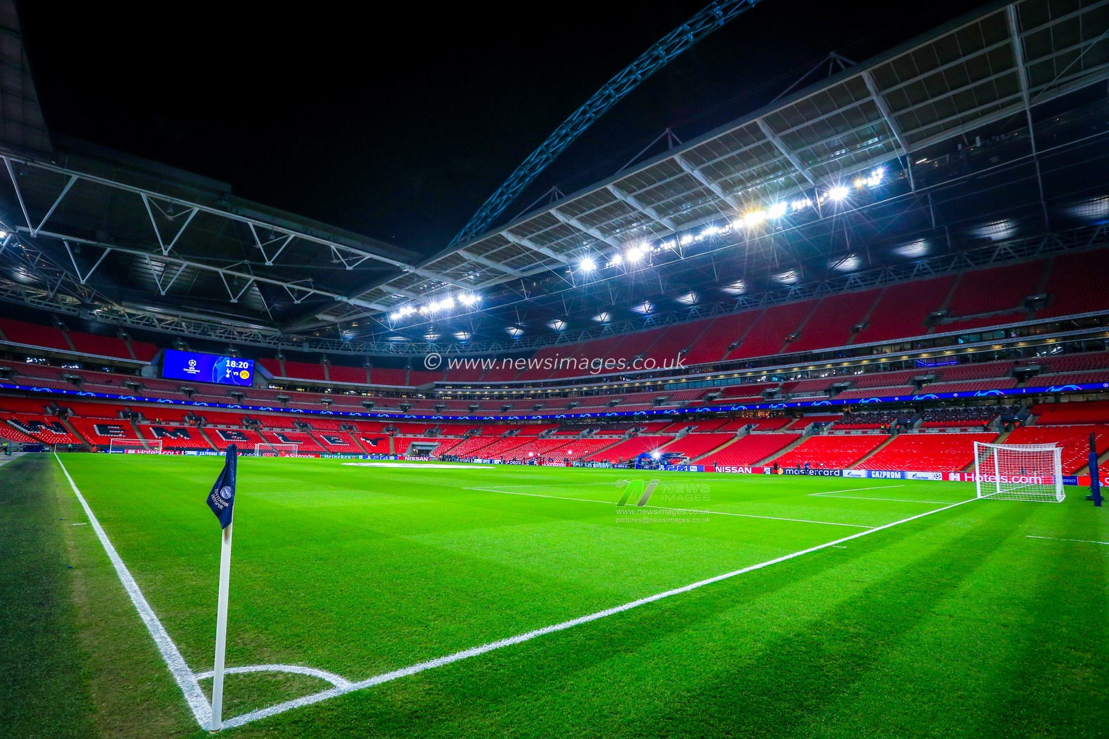 13th February 2019, Wembley Stadium, London, England; UEFA Champions League, Round of 16, Tottenham vs Borussia Dortmund ; A general view of the stadium ahead of kick-off



Credit: Georgie Kerr/News Images
