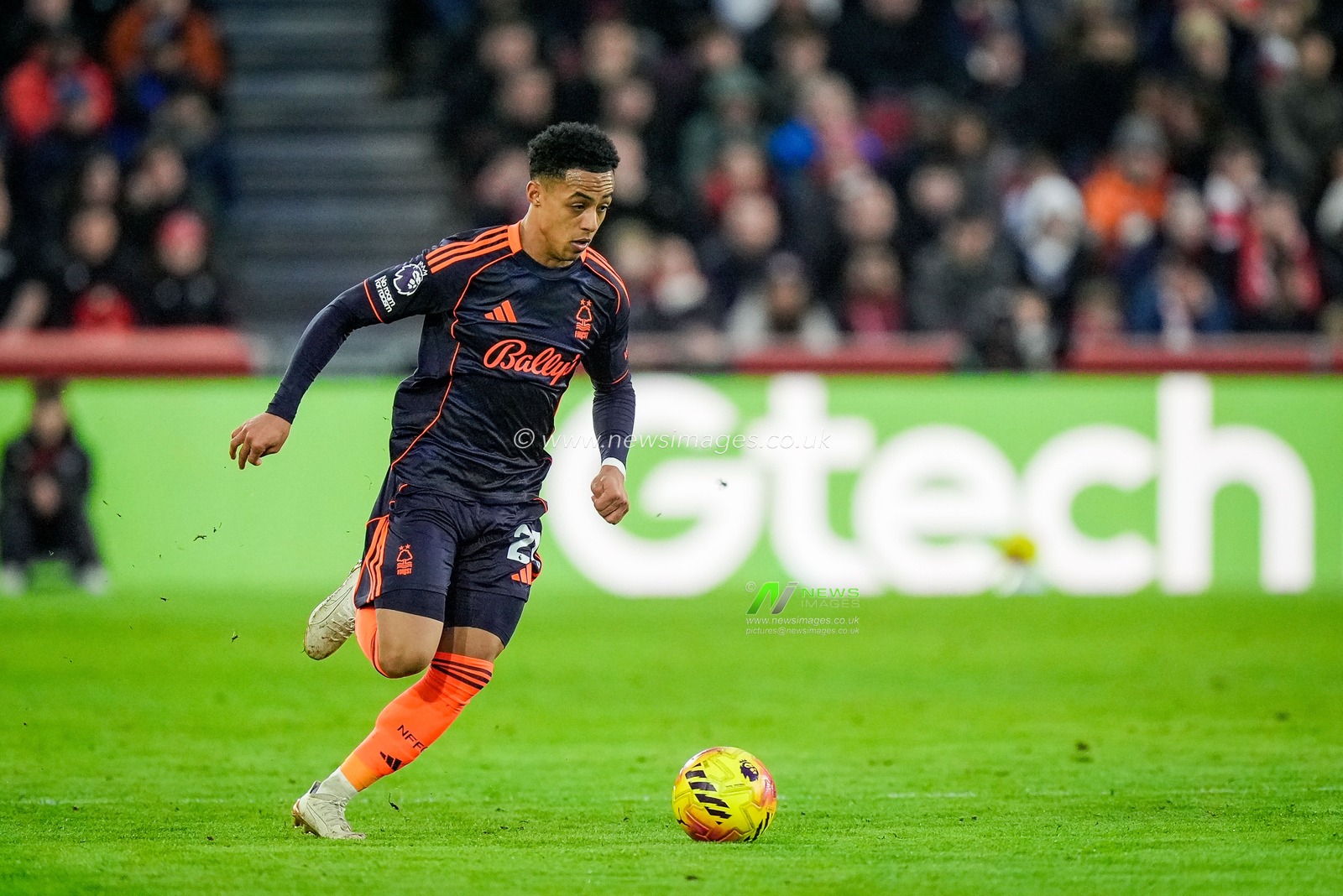 Omari Hutchinson of Nottingham Forest during the Premier League match Brentford vs Nottingham Forest at The Gtech Community Stadium, London, United Kingdom, 25th January 2026

(Photo by Maynard Manyowa/News Images)