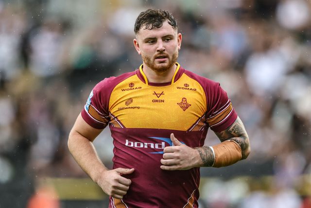 Fenton Rogers of Huddersfield Giants during the Betfred Super League round 20 match Hull FC vs Huddersfield Giants at MKM Stadium, Hull, United Kingdom, 26th July 2025

(Photo by Alfie Cosgrove/News Images)