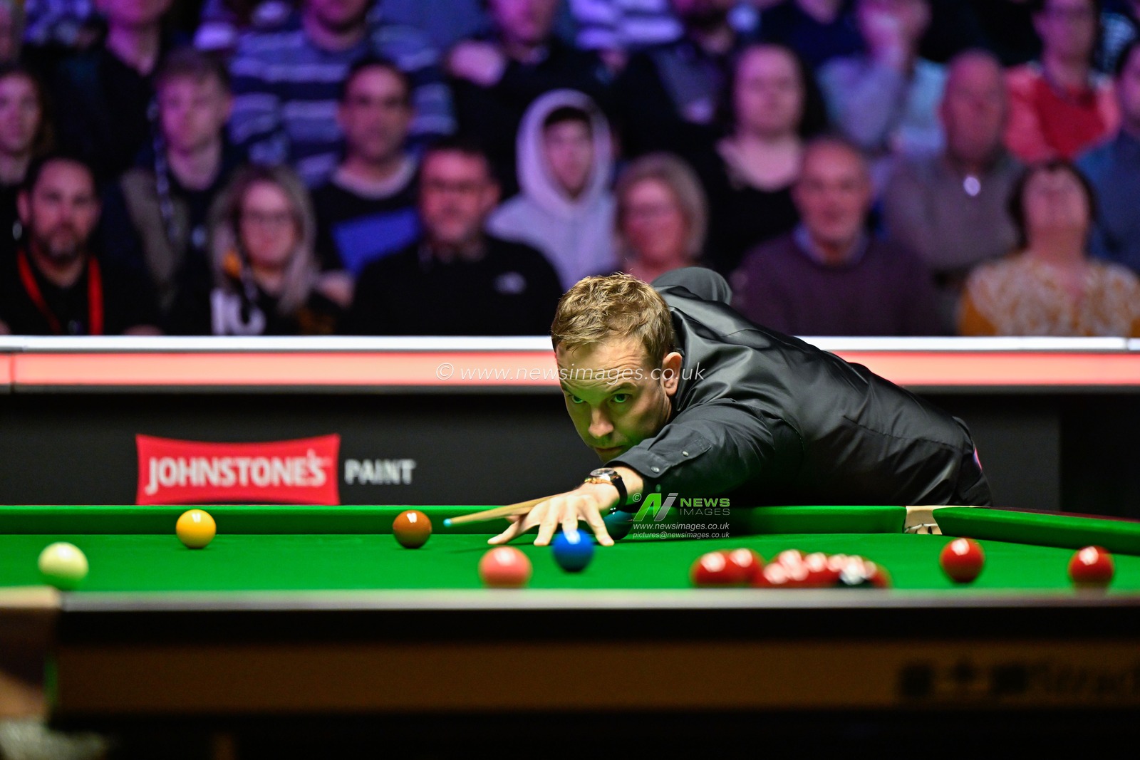 Ali Carter takes a shot, during the Johnstoneâ€™s Paint Tour Championship at Manchester Central, Manchester, United Kingdom, 3rd April 2024

(Photo by Cody Froggatt/News Images)