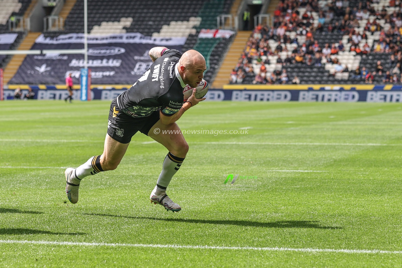 Adam Swift #2 of Hull FC goes over for a try during the Betfred Super League Round 19 match Hull FC vs Castleford Tigers at MKM Stadium, Hull, United Kingdom, 15th July 2023

(Photo by Mark Cosgrove/News Images)