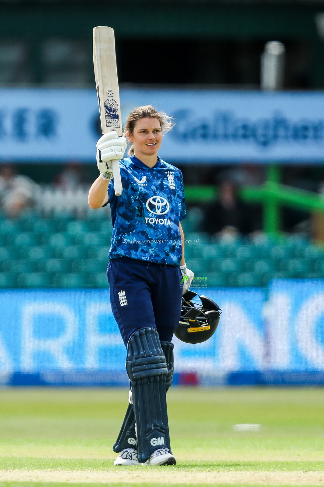 Amy Jones of England Women celebrates a century during the 2nd Metro Bank ODI Day International England Women v West Indies Women at Uptonsteel County Ground, Leicester, United Kingdom, 4th June 2025

(Photo by Izzy Poles/News Images)