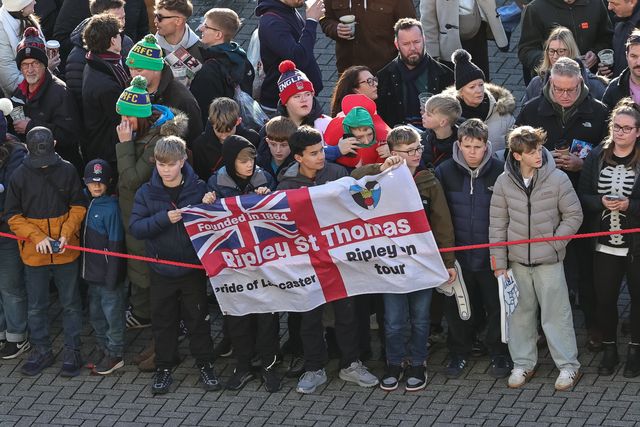 England fans wait for the team arrival during the Quilter Nations Series 2025 match England vs Argentina at Allianz Stadium, Twickenham, United Kingdom, 23rd November 2025

(Photo by Mark Cosgrove/News Images)

*** GER AUT SUI OUT ***