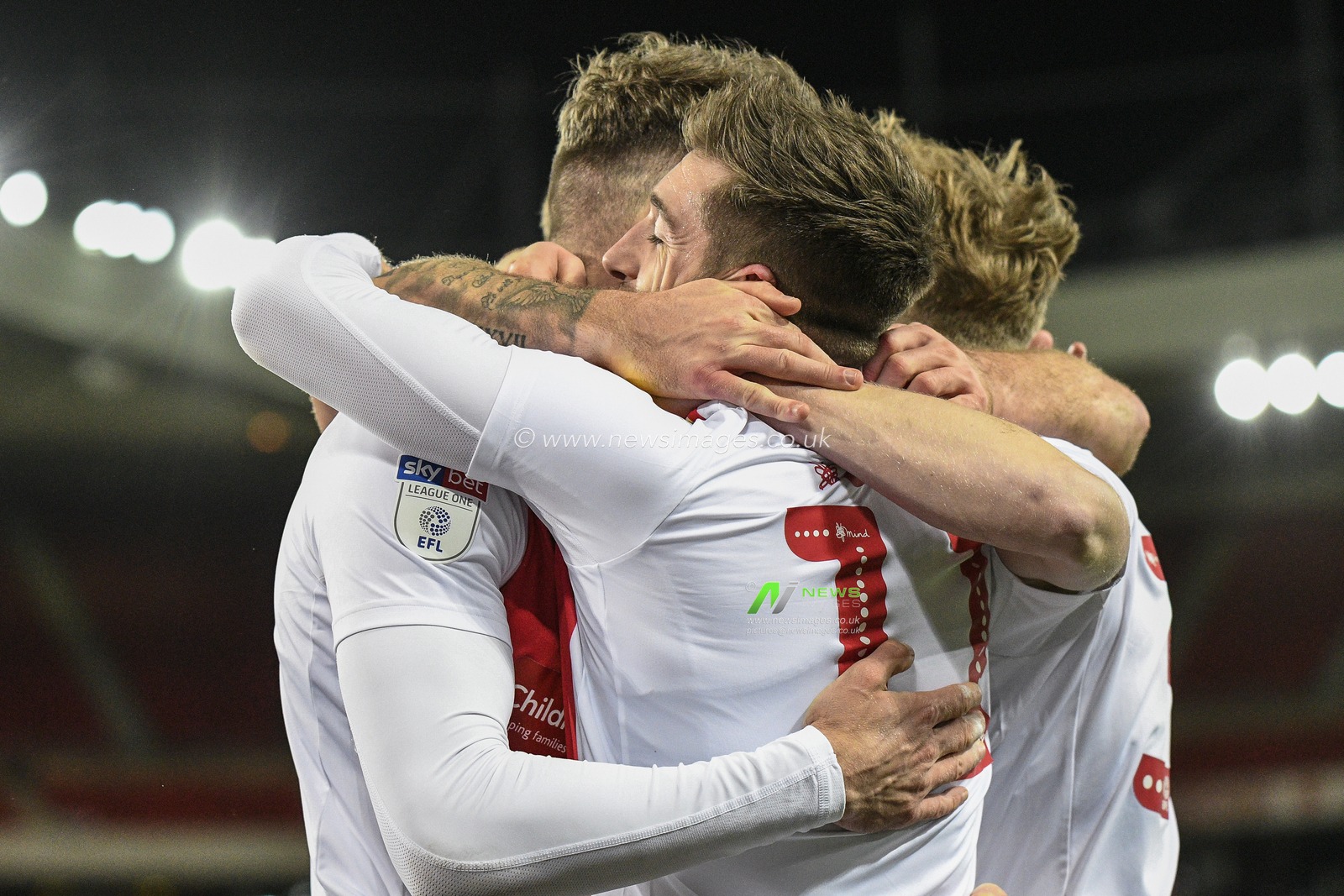 11th February 2020, Stadium Of Light, Sunderland, England; Sky Bet League 1, Sunderland v Rochdale : Lynden Gooch (11) of Sunderland celebrates his goal with his team mates after scoring to make it 1-0