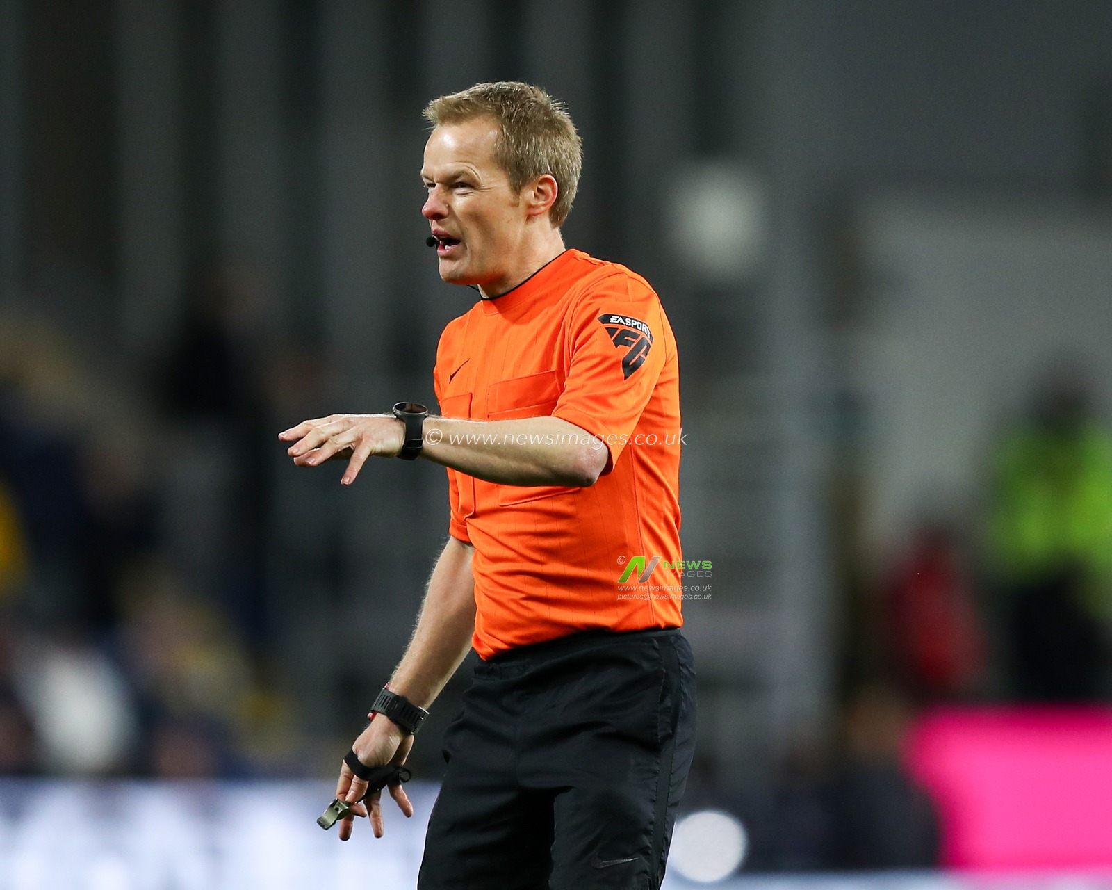 Match referee Gavin Ward during the Sky Bet Championship match Burnley vs West Bromwich Albion at Turf Moor, Burnley, United Kingdom, 11th March 2025

(Photo by Jorge Horsted/News Images)