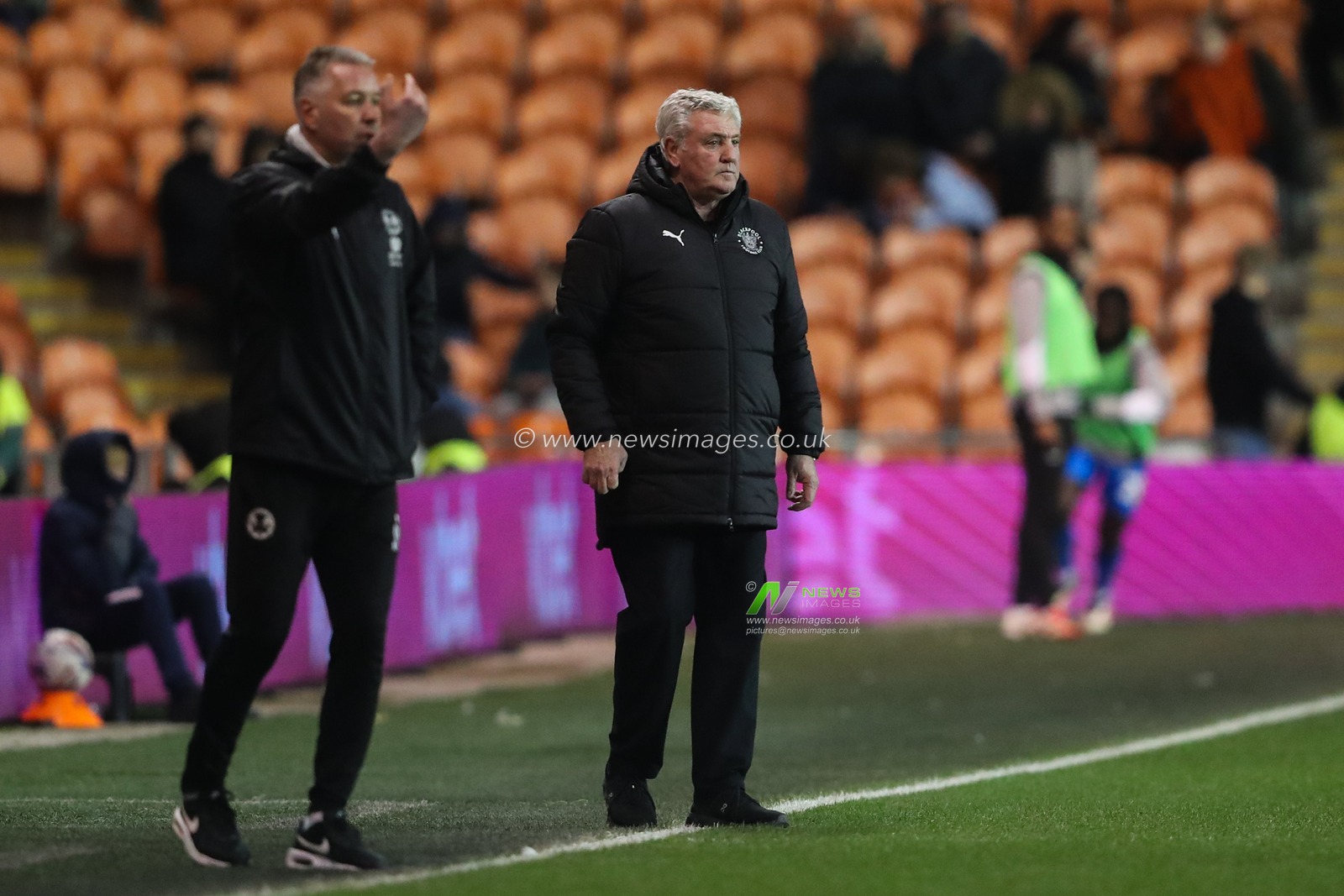 Steve Bruce head coach of Blackpool during the Sky Bet League 1 match Blackpool vs Peterborough United at Bloomfield Road, Blackpool, United Kingdom, 4th March 2025

(Photo by Gareth Evans/News Images)