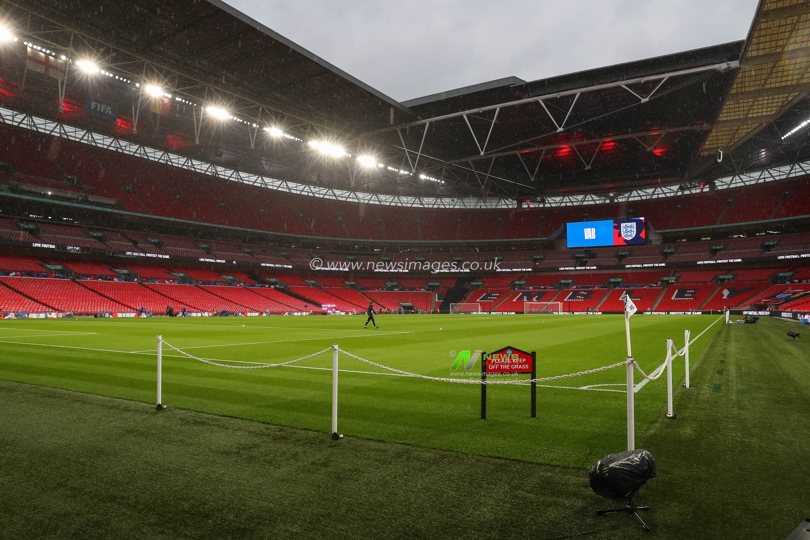 Rain pours at Wembley Stadium ahead of the International Friendly match England vs Belgium at Wembley Stadium, London, United Kingdom, 26th March 2024

(Photo by Gareth Evans/News Images)