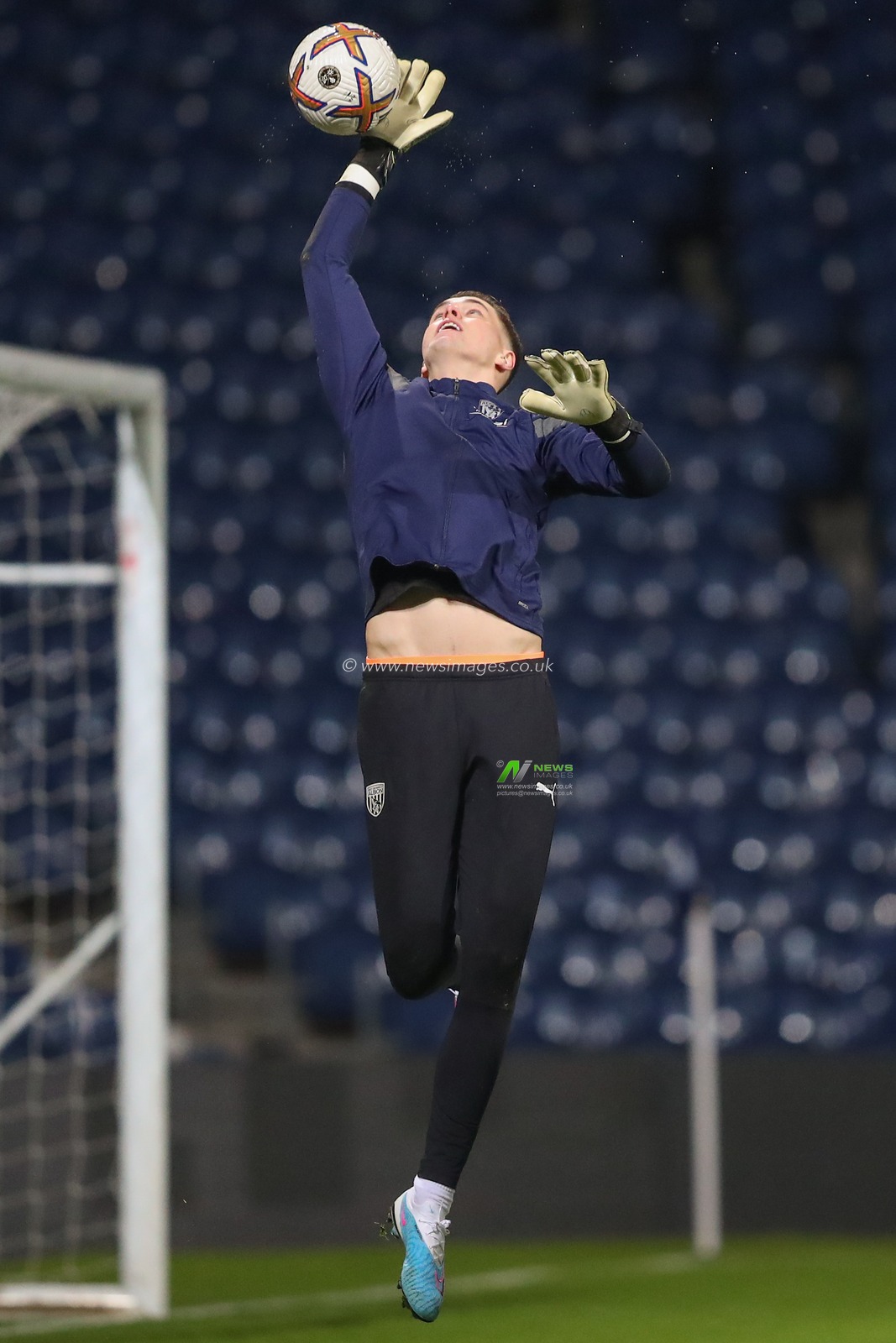 Josh Griffiths #38 of West Bromwich Albion during the pre-game warm up ahead of the Premier League 2 U23 match West Bromwich Albion U23 vs Aston Villa U23 at The Hawthorns, West Bromwich, United Kingdom, 27th January 2023

(Photo by Gareth Evans/News Images)