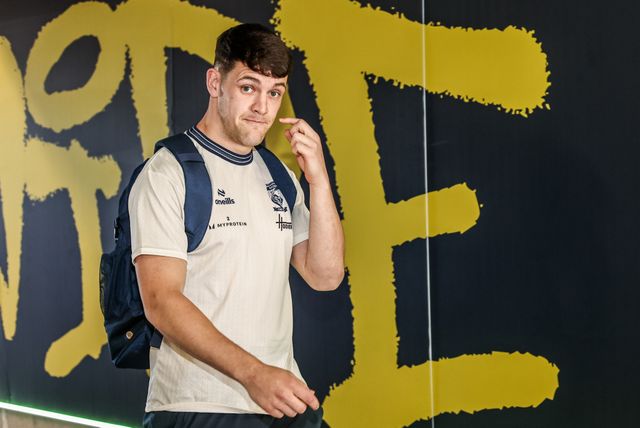 Josh Thewlis of Warrington Wolves arrives during the Betfred Super League round 12 match Warrington Wolves vs Bradford Bulls at The Halliwell Jones Stadium, Warrington, United Kingdom on 24 May 2026

(Photo by Alfie Cosgrove/News Images)