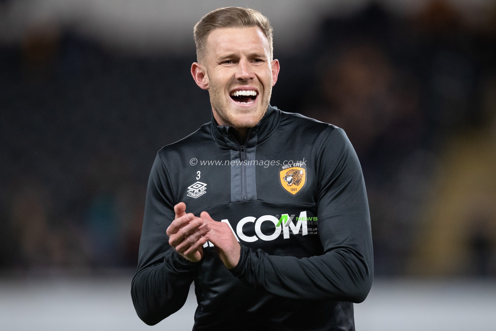 Callum Elder #3 of Hull City during the pre match warm up ahead of the Sky Bet Championship match Hull City vs Wigan Athletic at MKM Stadium, Hull, United Kingdom, 5th October 2022

(Photo by James Heaton/News Images)