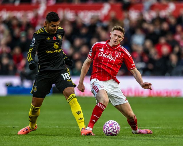 Casemiro of Manchester United and Elliot Anderson of Nottingham Forest battle for the ball during the Premier League match Nottingham Forest vs Manchester United at City Ground, Nottingham, United Kingdom, 1st November 2025

(Photo by Alfie Cosgrove/News Images)

*** GER AUT SUI OUT ***
