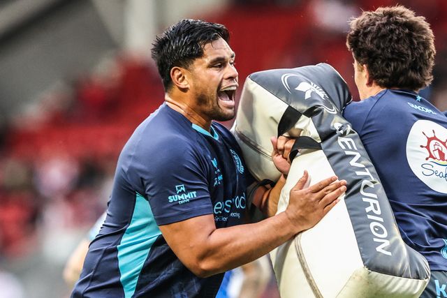 Herman Ese’ese of Hull FC in the pre-game warm up during the Betfred Super League round 23 match St Helens vs Hull FC at Totally Wicked Stadium, St Helens, United Kingdom, 22nd August 2025

(Photo by Alfie Cosgrove/News Images)