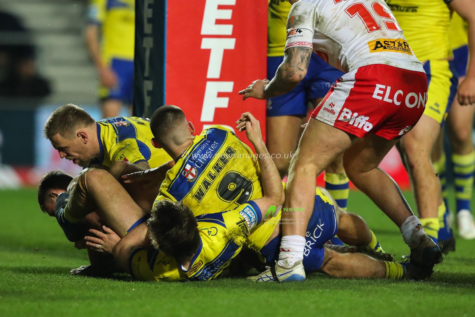 Morgan Knowles of St. Helens goes over for a try and makes the score 6-8 during the Betfred Super League Round 5 match St Helens vs Warrington Wolves at Totally Wicked Stadium, St Helens, United Kingdom, 21st March 2025

(Photo by Gareth Evans/News Images)