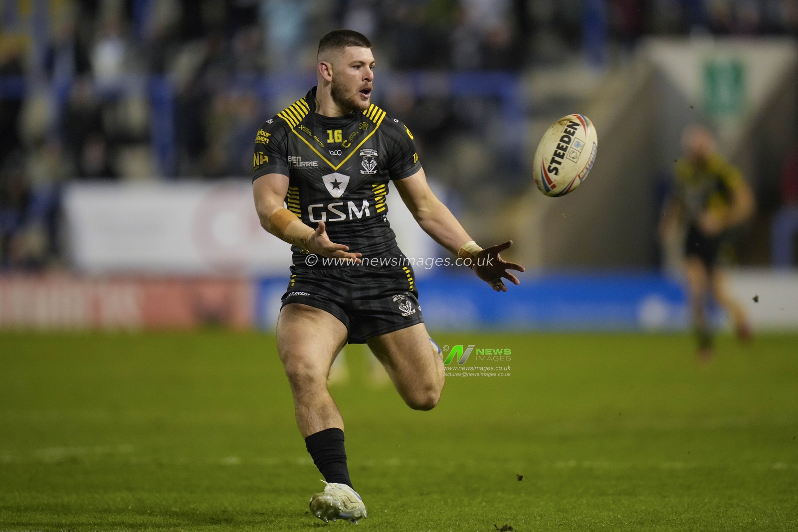 Danny Walker #16 of Warrington Wolves collects a pass during the Rugby League Ben Currie Testimonial match Warrington Wolves vs Leigh Leopards at Halliwell Jones Stadium, Warrington, United Kingdom, 4th February 2023

(Photo by Steve Flynn/News Images)