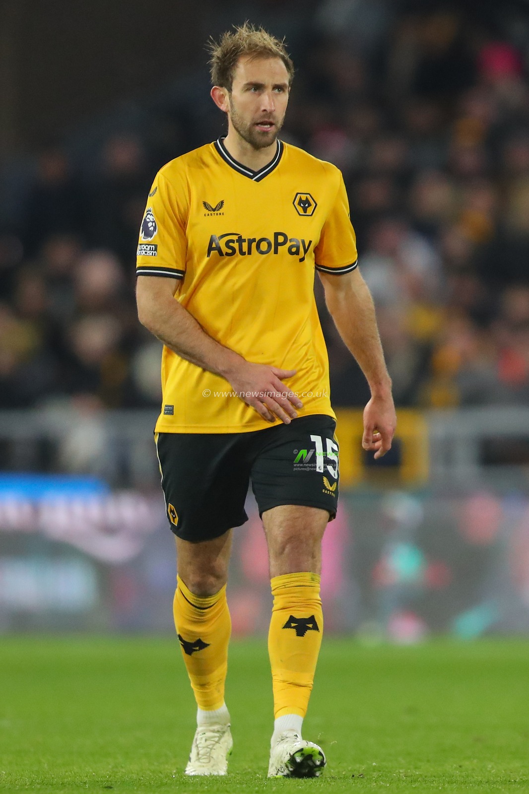Craig Dawson #15 of Wolverhampton Wanderers during the Premier League match Wolverhampton Wanderers vs Burnley at Molineux, Wolverhampton, United Kingdom, 5th December 2023

(Photo by Gareth Evans/News Images)