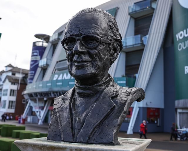 The Peter O'Sullevan, the face of racing for over fifty years at Aintree 1947 - 1997 statue during the 2026 Randox Grand National Day at Aintree Racecourse, Aintree, United Kingdom on 11 April 2026

(Photo by Mark Cosgrove/News Images)